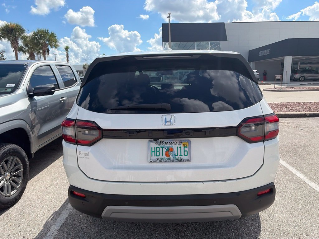 Used 2024 Honda Pilot EX-L image 10