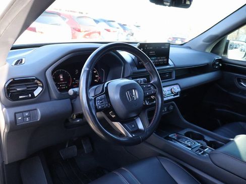 Certified 2024 Honda Pilot TrailSport image 18