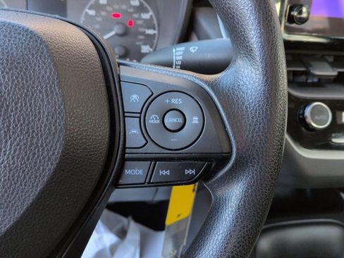 Used 2023 Toyota Corolla LE image 17