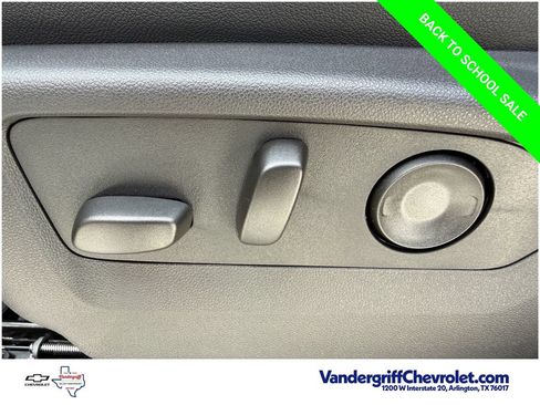 New 2026 Chevrolet Suburban LT w/ Comfort Package RWD image 24