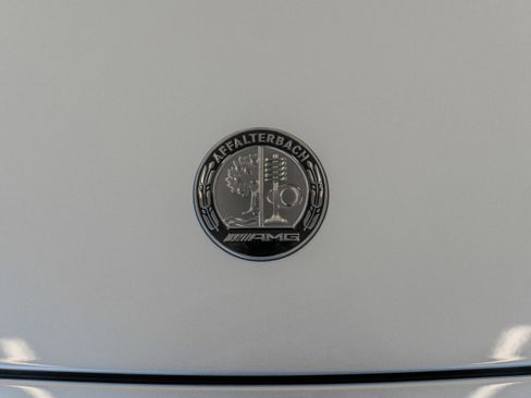 New 2026 Mercedes-Benz E 53 AMG e 4MATIC Sedan image 5