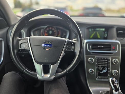 Used 2015 Volvo V60 T5 Cross Country AWD/4WD image 20