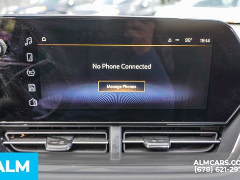 Used 2025 Chevrolet Trax LT FWD image 35