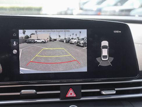 Certified 2023 Hyundai Elantra Limited FWD image 32