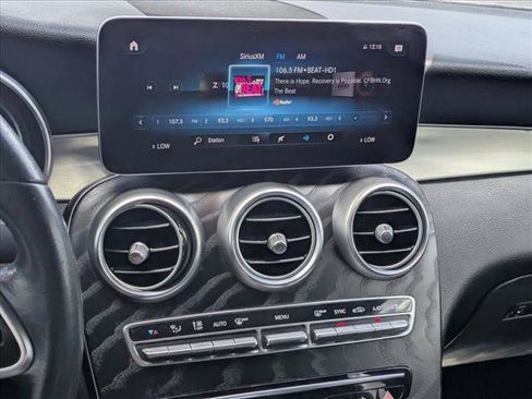 Used 2020 Mercedes-Benz GLC 300 4MATIC image 14