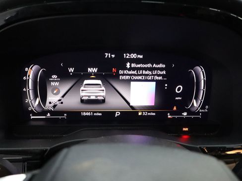 Used 2023 INFINITI QX60 Luxe w/ Performance Audio Package image 18