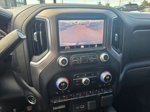 Used 2020 GMC Sierra 1500 Denali image 21