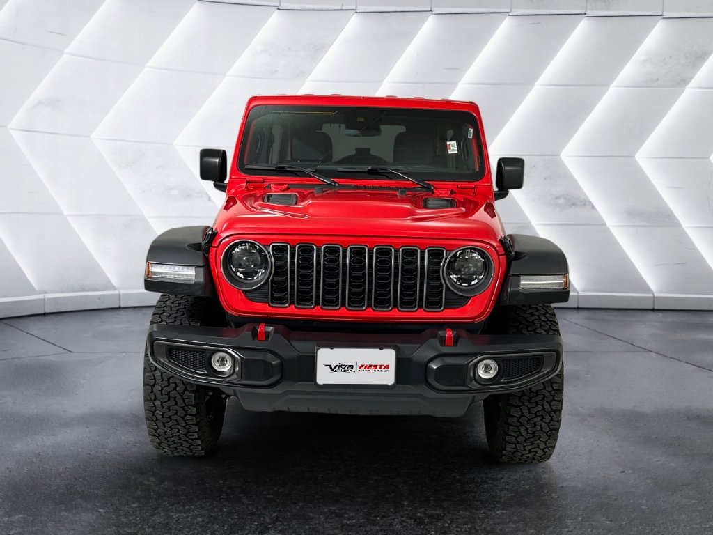 Used 2025 Jeep Wrangler Unlimited Rubicon AWD/4WD image 2