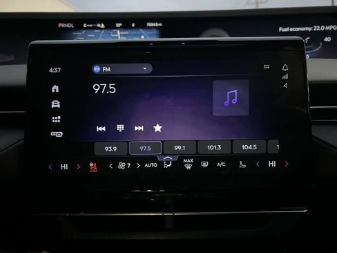 Used 2024 Lincoln Nautilus Premier w/ Equipment Group 102A image 12