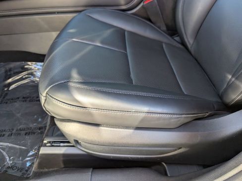 Used 2024 Lincoln Corsair AWD w/ Equipment Group 101A image 24