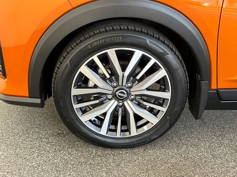 Used 2023 Nissan Kicks SR FWD image 27
