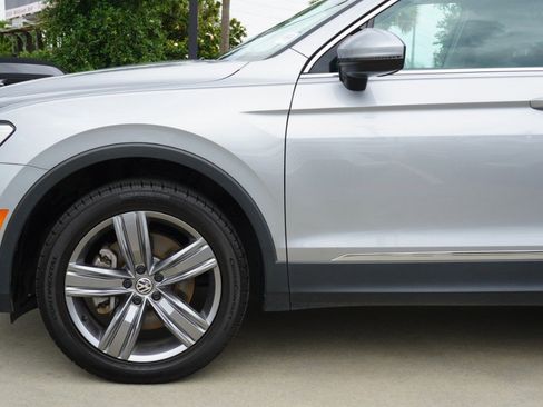 Used 2021 Volkswagen Tiguan SEL w/ 3-Row Tiguan MDO Package FWD image 10