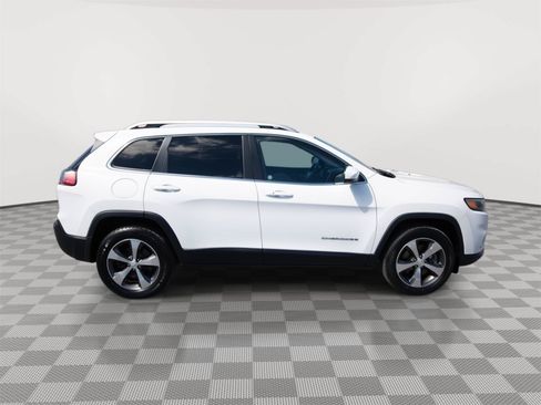 Used 2019 Jeep Cherokee Limited AWD/4WD image 4