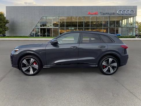 New 2026 Audi SQ5 Premium Plus AWD/4WD image 6