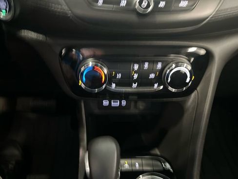 Used 2023 Buick Encore GX Preferred w/ Cold Weather Comfort Package AWD/4WD image 16