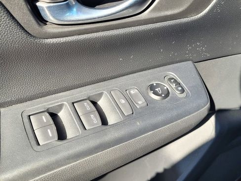 Used 2024 Honda CR-V Sport image 16