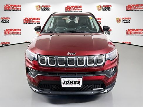 Used 2022 Jeep Compass Latitude w/ Sun and Sound Group image 13