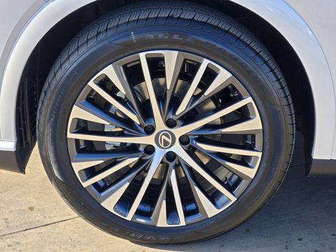 New 2026 Lexus RX 350 FWD image 5