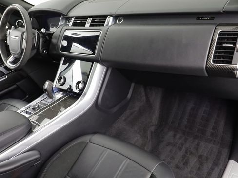 Used 2021 Land Rover Range Rover Sport HST image 22