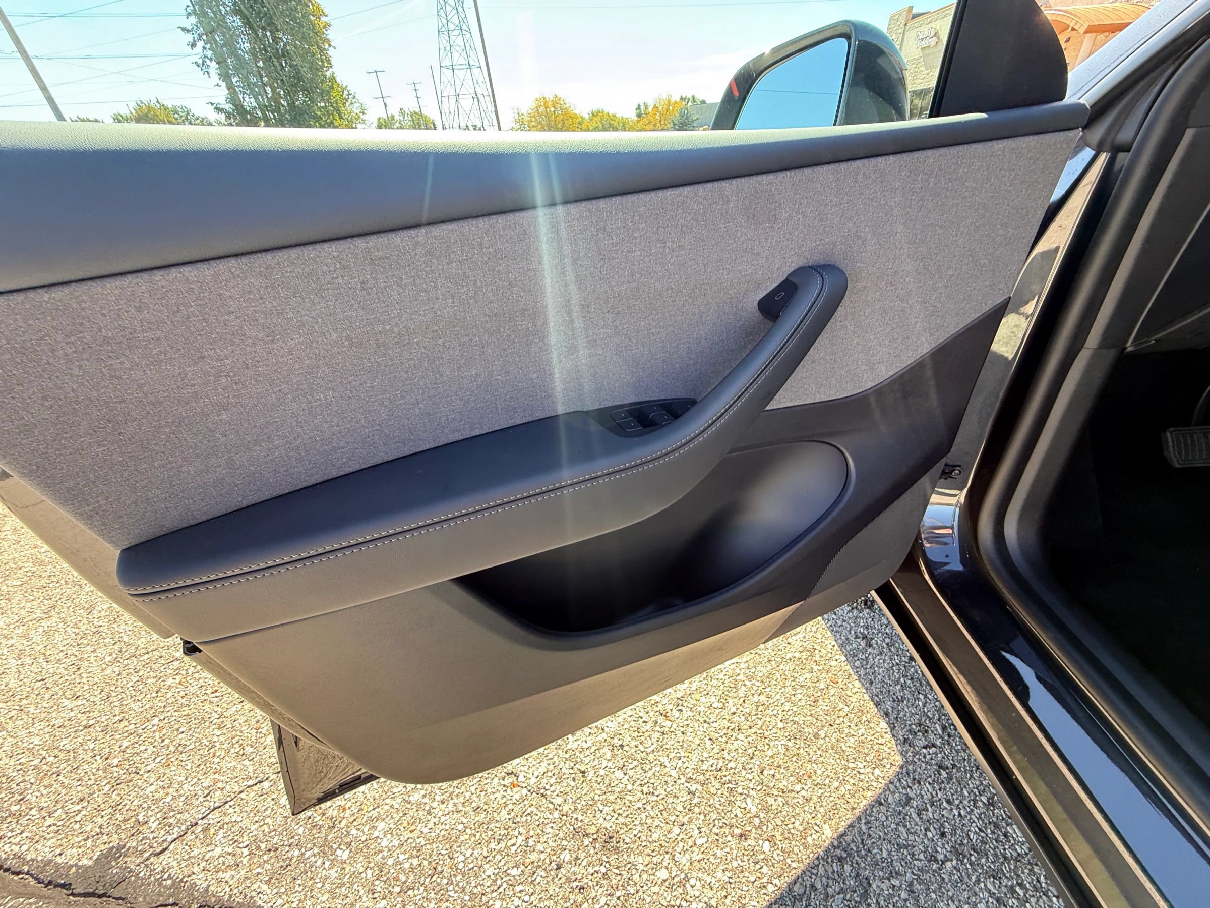 Used 2026 Tesla Model Y AWD image 13
