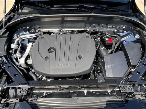 New 2026 Volvo XC60 B5 Ultra w/ Protection Package Premier image 24