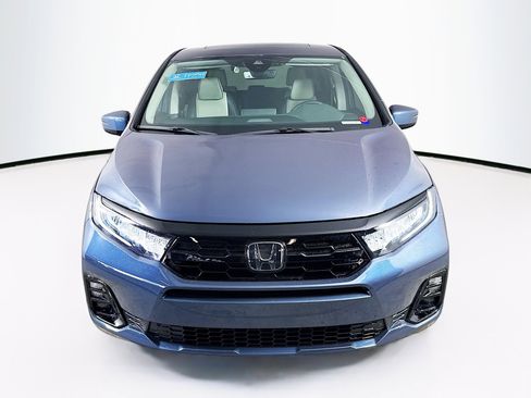 Certified 2025 Honda Odyssey Elite image 3