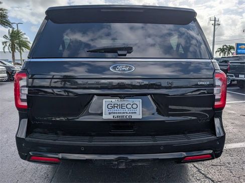 Used 2023 Ford Expedition Max Limited image 12