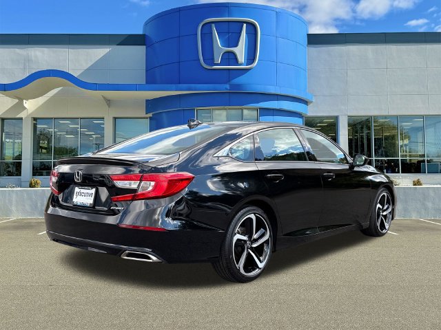 Used 2022 Honda Accord Sport image 2