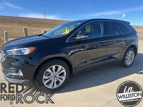 Used 2024 Ford Edge Titanium AWD/4WD image 9