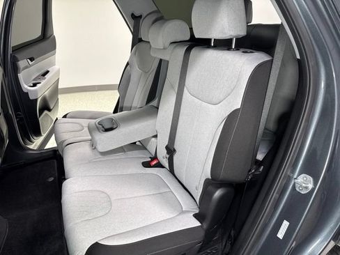 Used 2021 Hyundai Palisade SE AWD/4WD image 23