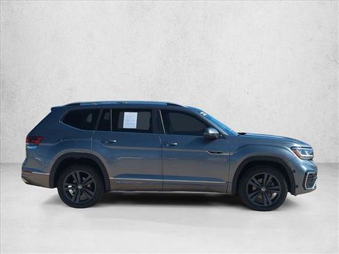 Used 2022 Volkswagen Atlas SEL R-Line image 4