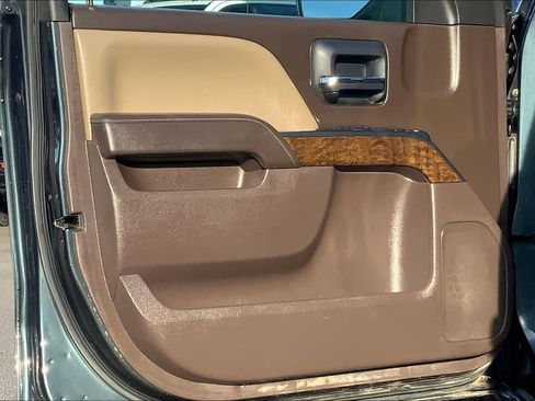 Used 2018 Chevrolet Silverado 1500 LT w/ LT Eassist Package image 21