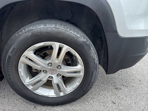Used 2019 GMC Terrain SLE w/ Driver Convenience Package AWD/4WD image 10