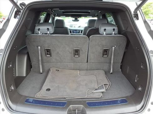 Used 2023 Buick Enclave Premium w/ Experience Buick Package FWD image 24