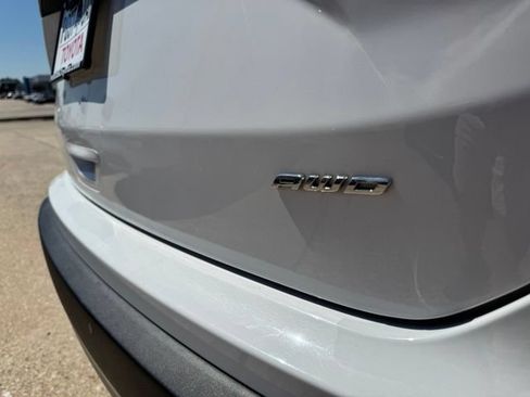 Used 2022 Ford Edge SEL AWD/4WD image 16