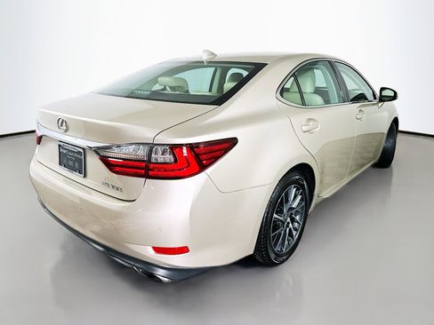 Used 2017 Lexus ES 350 image 7