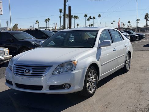 Used 2009 Toyota Avalon Limited image 1