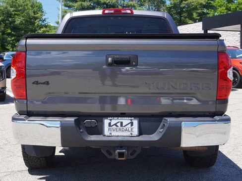 Used 2020 Toyota Tundra SR5 AWD/4WD image 9