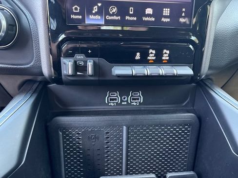 Used 2026 RAM 1500 Big Horn AWD/4WD image 32