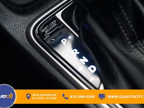 Used 2018 Hyundai Sonata Limited w/ Limited Ultimate Package 03 FWD image 26