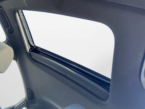 Used 2025 Honda Civic Sport Touring image 29