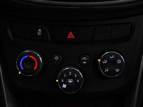 Used 2020 Chevrolet Trax LS FWD image 19