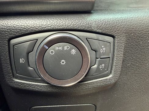 Used 2019 Ford Expedition Platinum AWD/4WD image 23