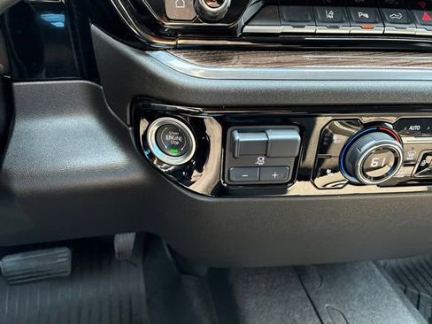 Certified 2025 Chevrolet Silverado 2500 LT w/ All Star Edition AWD/4WD image 34