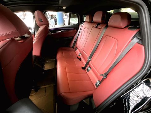 Used 2023 BMW X4 xDrive30i w/ Premium Package image 19