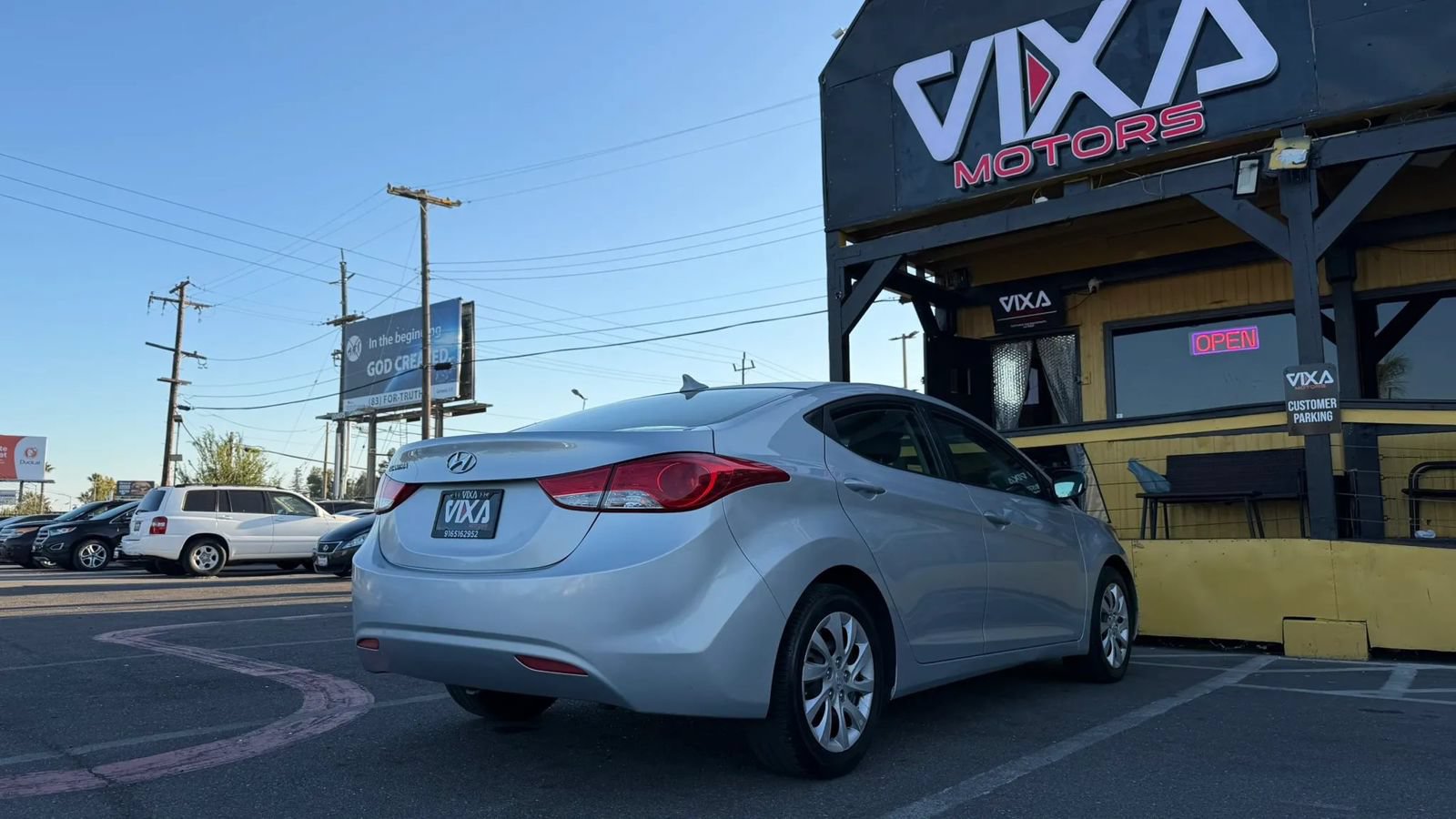 Used 2012 Hyundai Elantra GLS FWD image 5