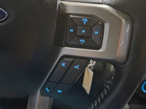 Used 2020 Ford F250 Lariat w/ Chrome Package image 55