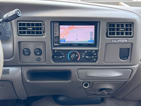 Used 2001 Ford Excursion Limited image 44