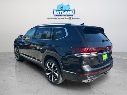 Used 2024 Volkswagen Atlas SEL Premium R-Line