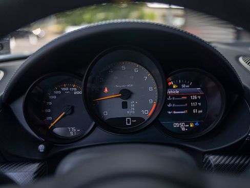 Used 2025 Porsche 718 Boxster Spyder RS w/ Light Design Package RWD image 9